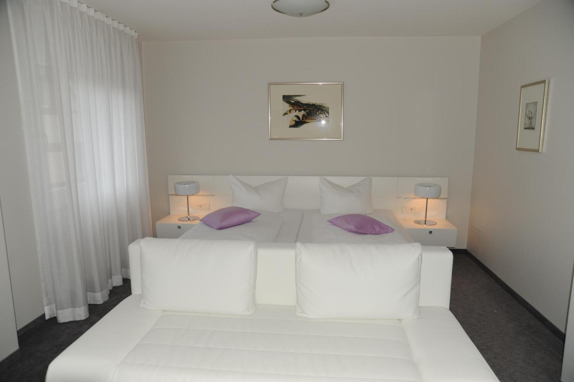 Hotel Adler - فايل أم راين المظهر الخارجي الصورة